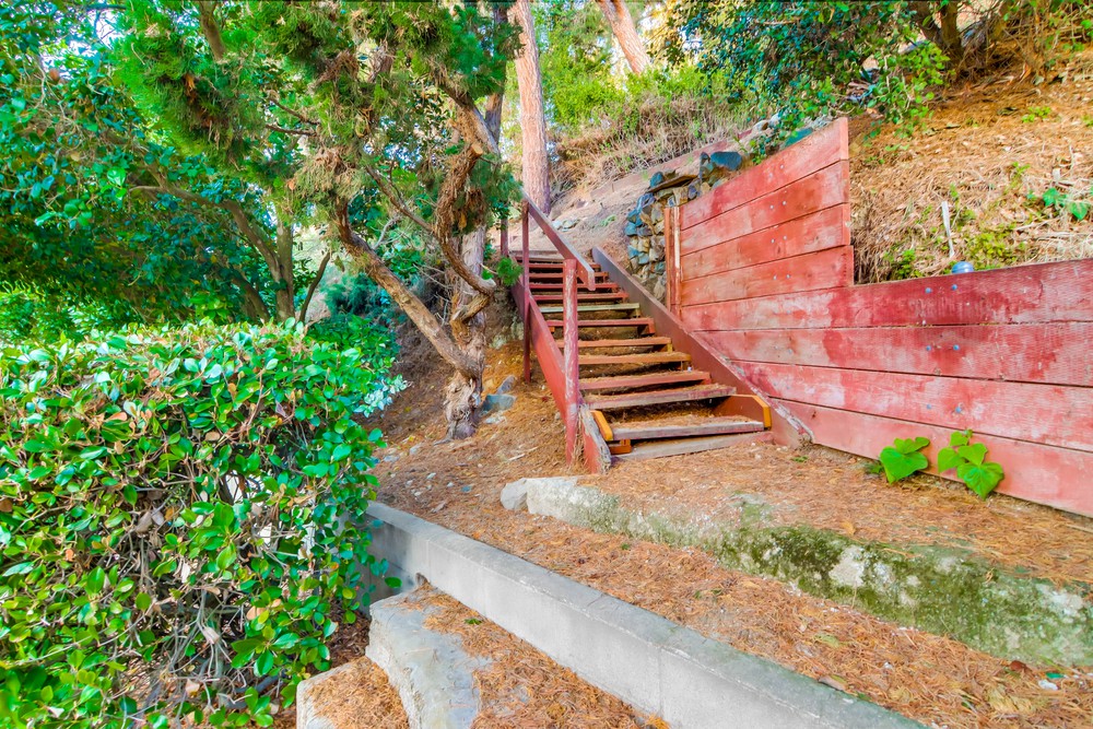 Virtual tour photo 100 of 100 for 5361 Vickie Dr