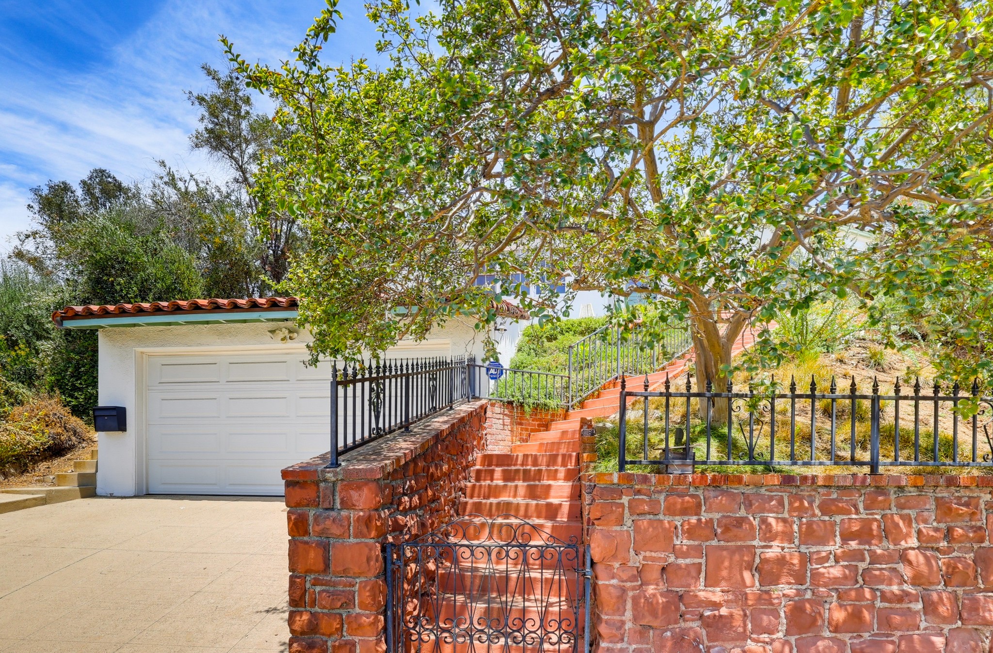 Virtual tour photo 6 of 92 for 5362 Candace Pl