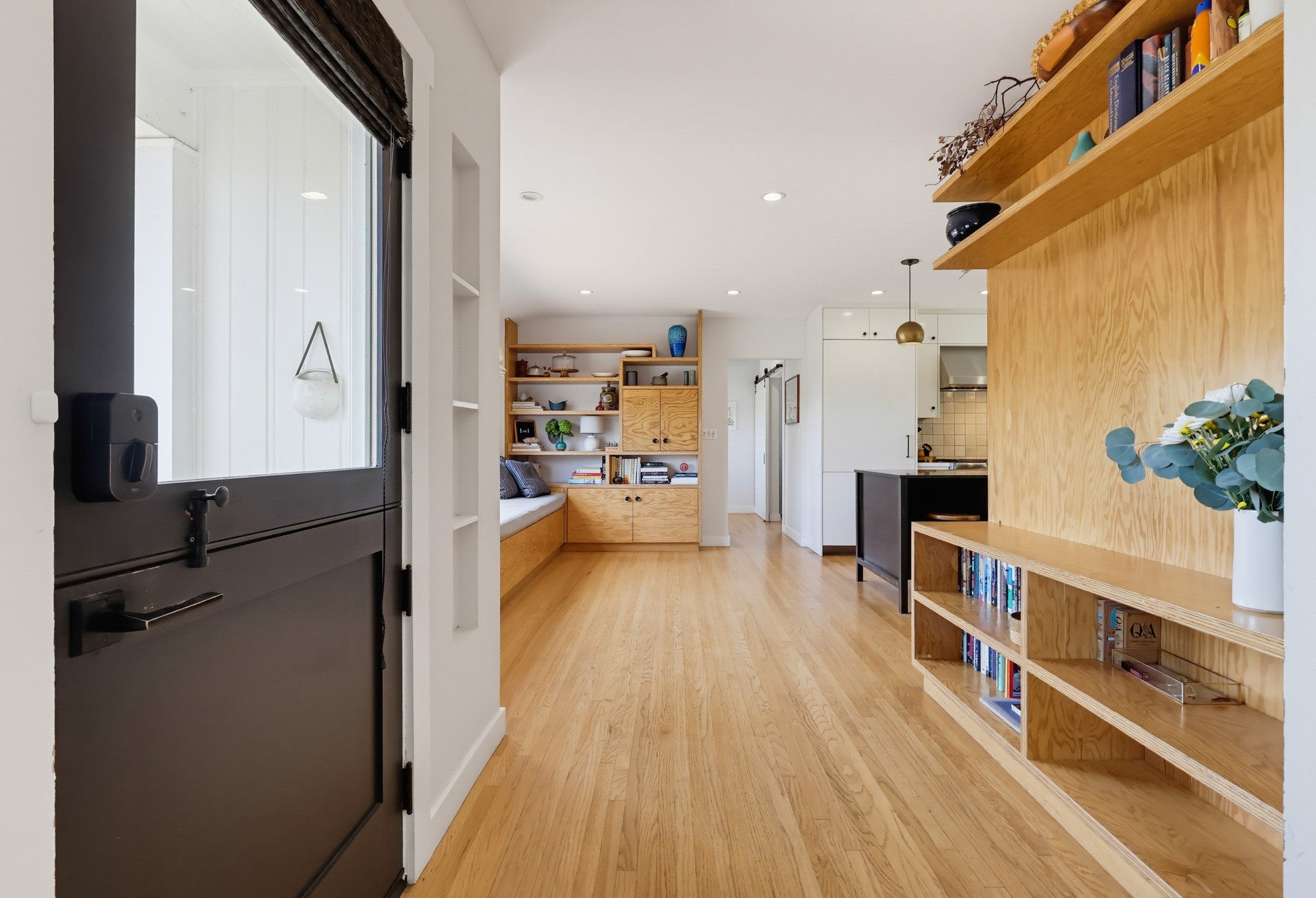 Virtual tour photo 13 of 92 for 5362 Candace Pl