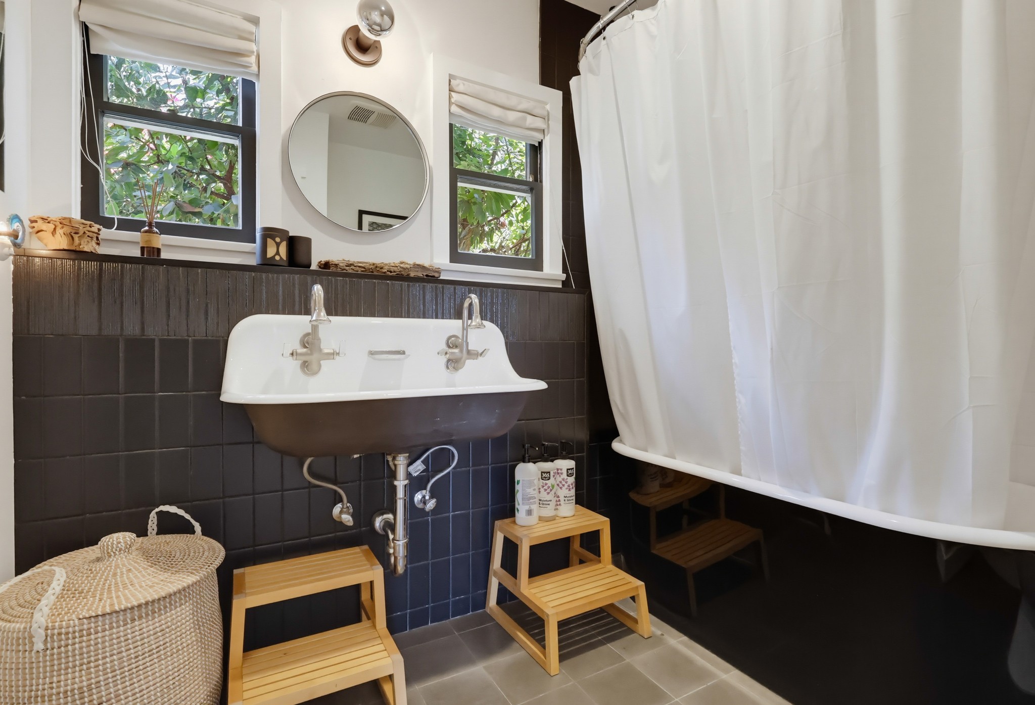 Virtual tour photo 50 of 92 for 5362 Candace Pl