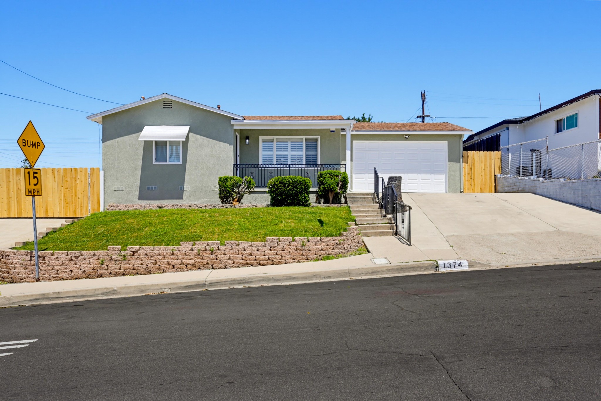 Virtual tour photo 3 of 40 for 5374 Bonita Dr