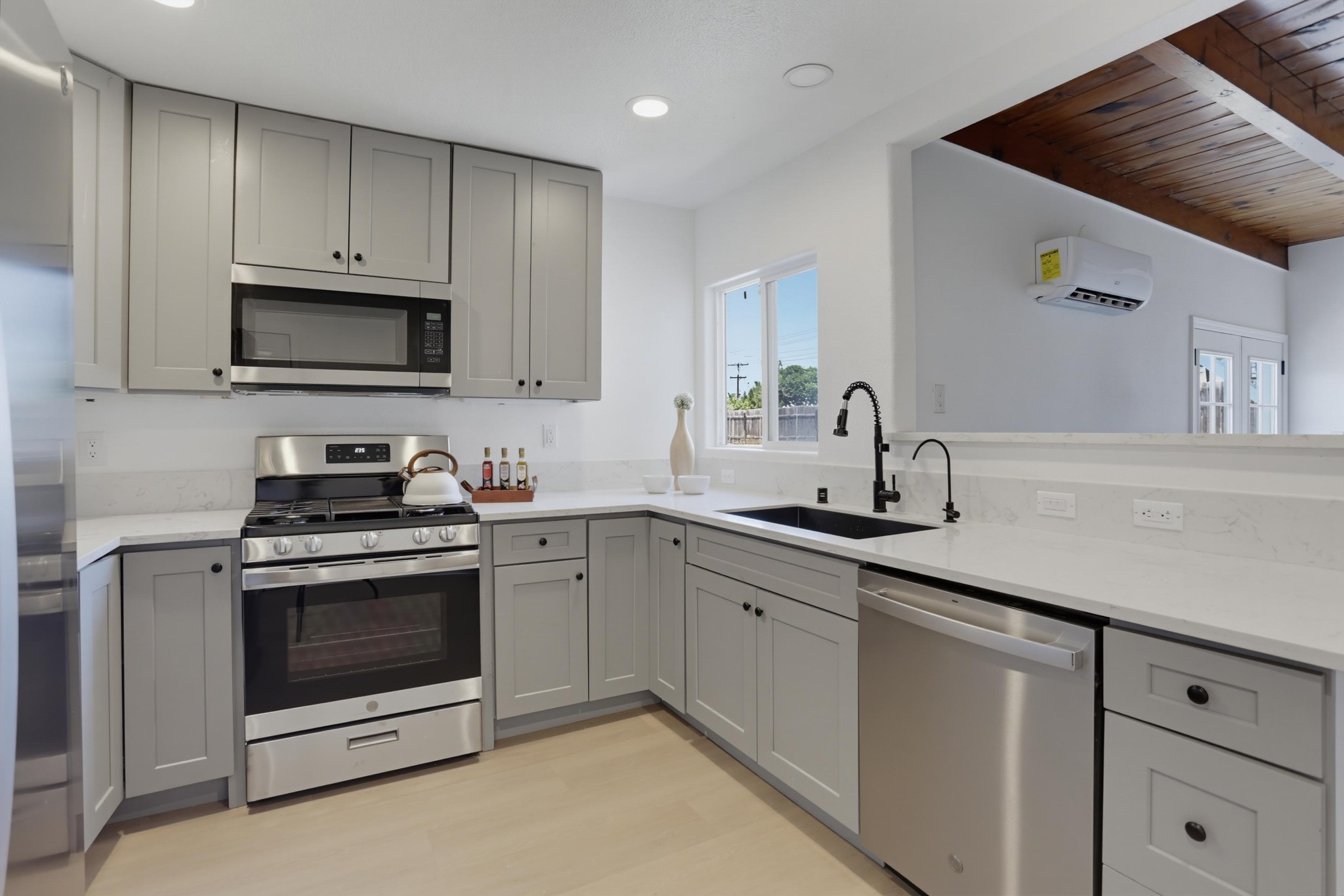 Virtual tour photo 11 of 40 for 5374 Bonita Dr