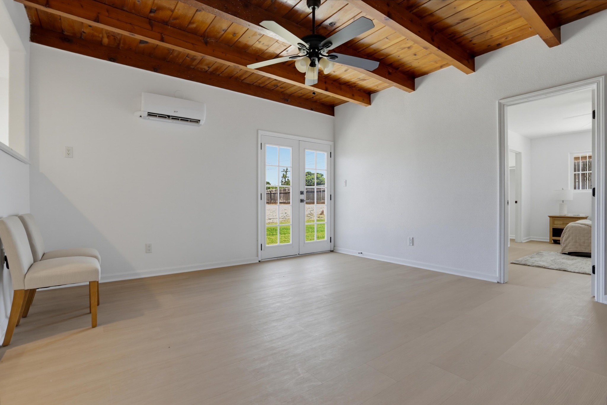 Virtual tour photo 14 of 40 for 5374 Bonita Dr