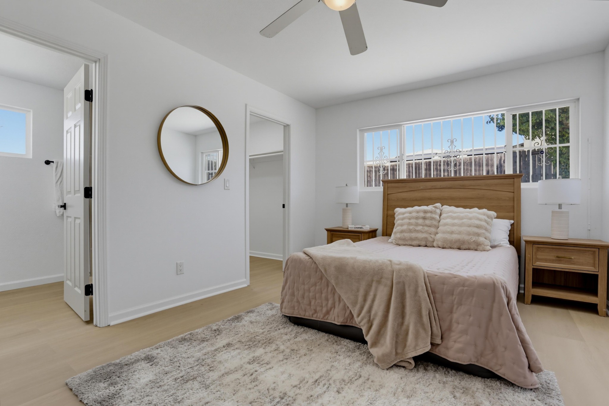 Virtual tour photo 18 of 40 for 5374 Bonita Dr