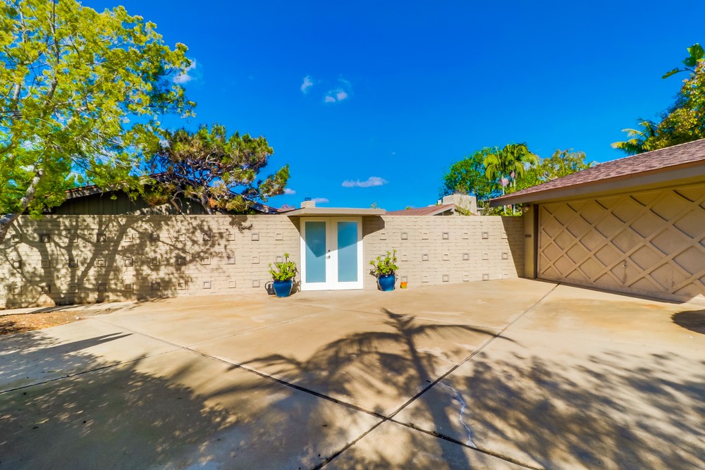 Virtual tour photo 5 of 67 for 5374 Canterbury Dr