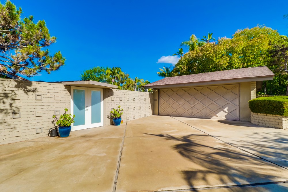 Virtual tour photo 7 of 67 for 5374 Canterbury Dr