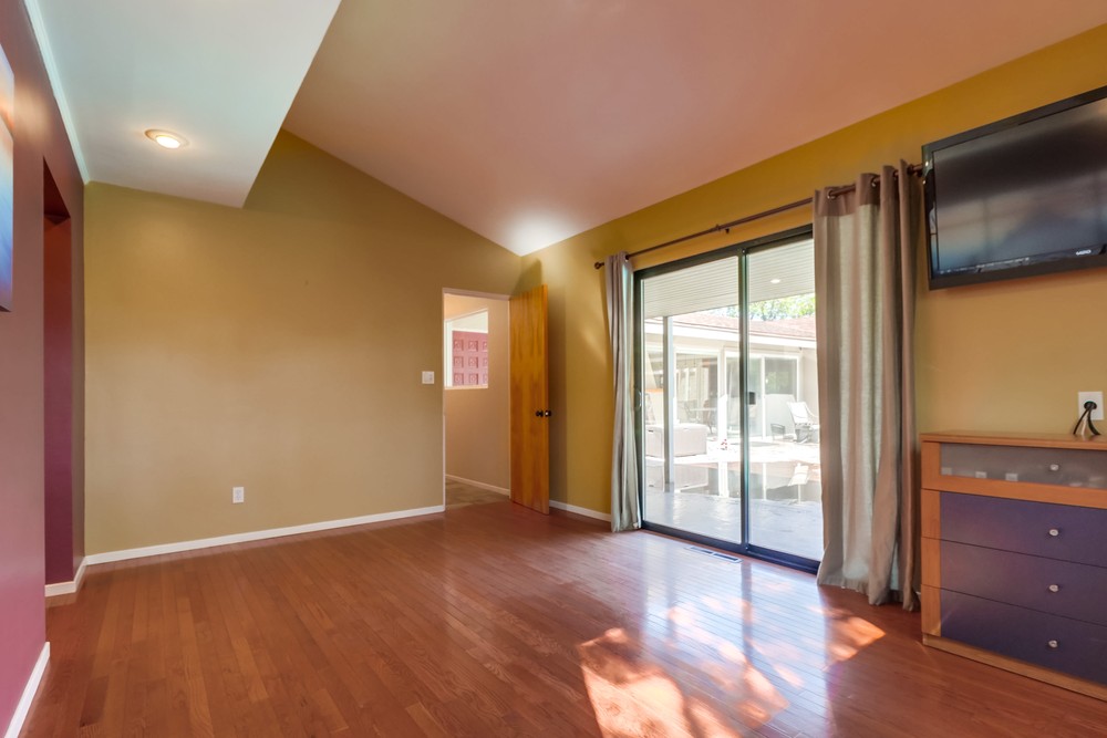 Virtual tour photo 38 of 67 for 5374 Canterbury Dr