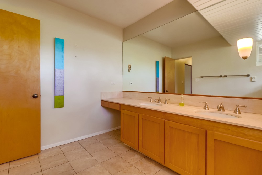 Virtual tour photo 41 of 67 for 5374 Canterbury Dr