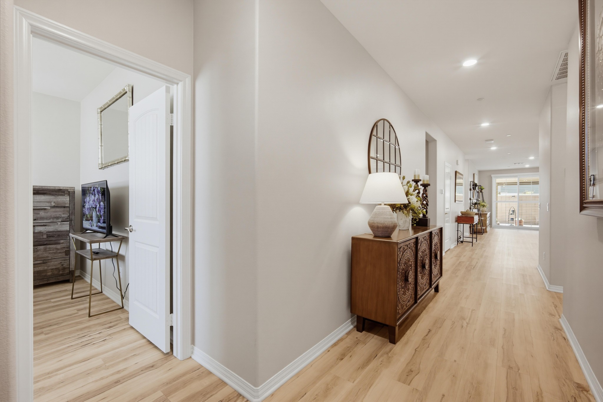 Virtual tour photo 9 of 46 for 5382 Kastania Wy