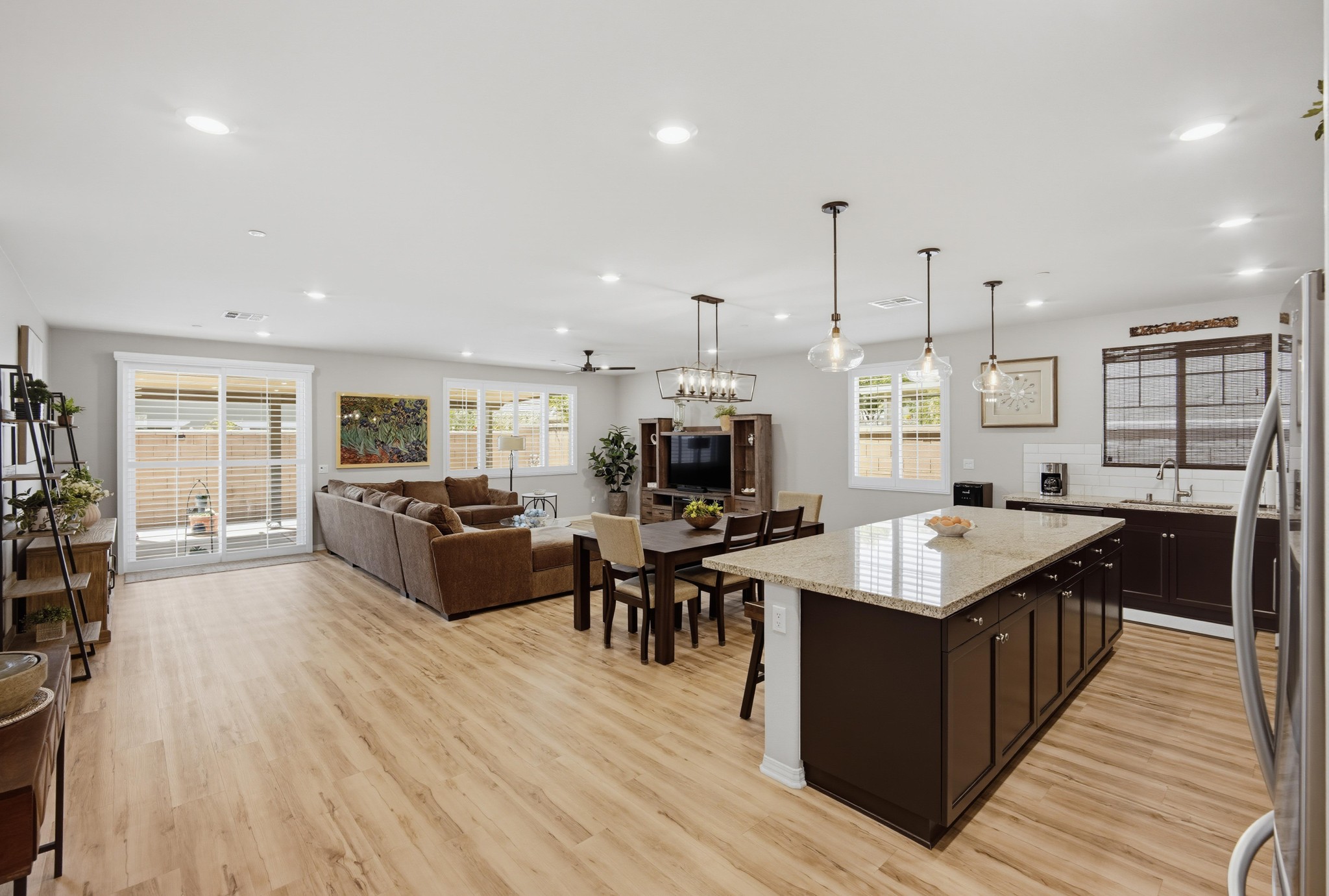 Virtual tour photo 10 of 46 for 5382 Kastania Wy