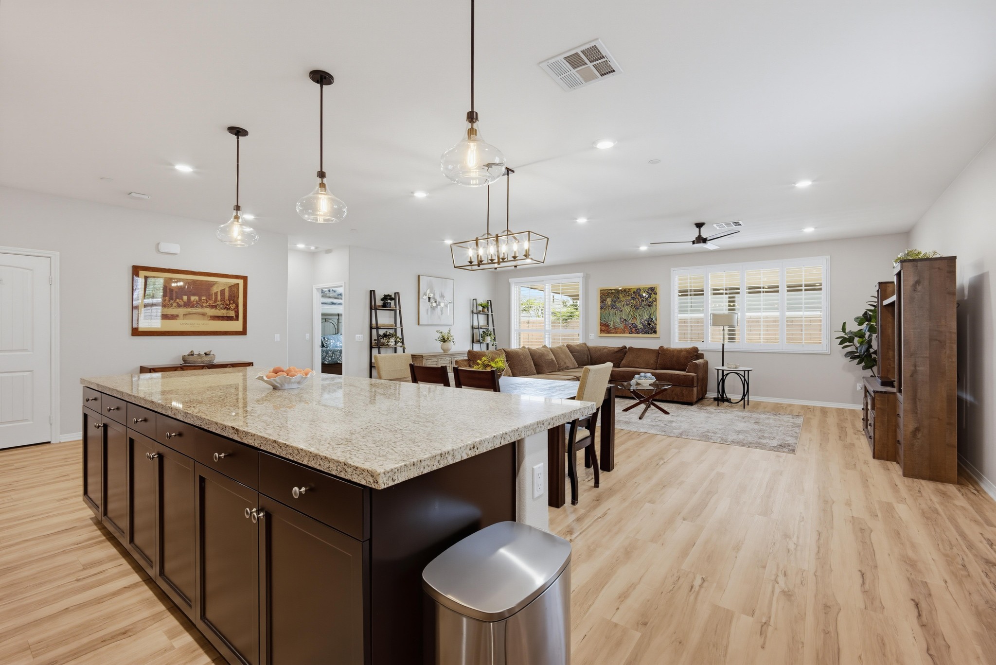 Virtual tour photo 17 of 46 for 5382 Kastania Wy