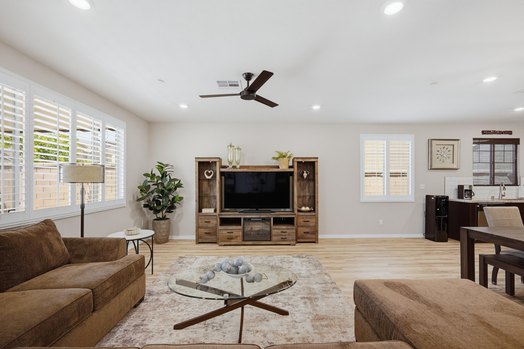 Virtual tour photo 21 of 46 for 5382 Kastania Wy