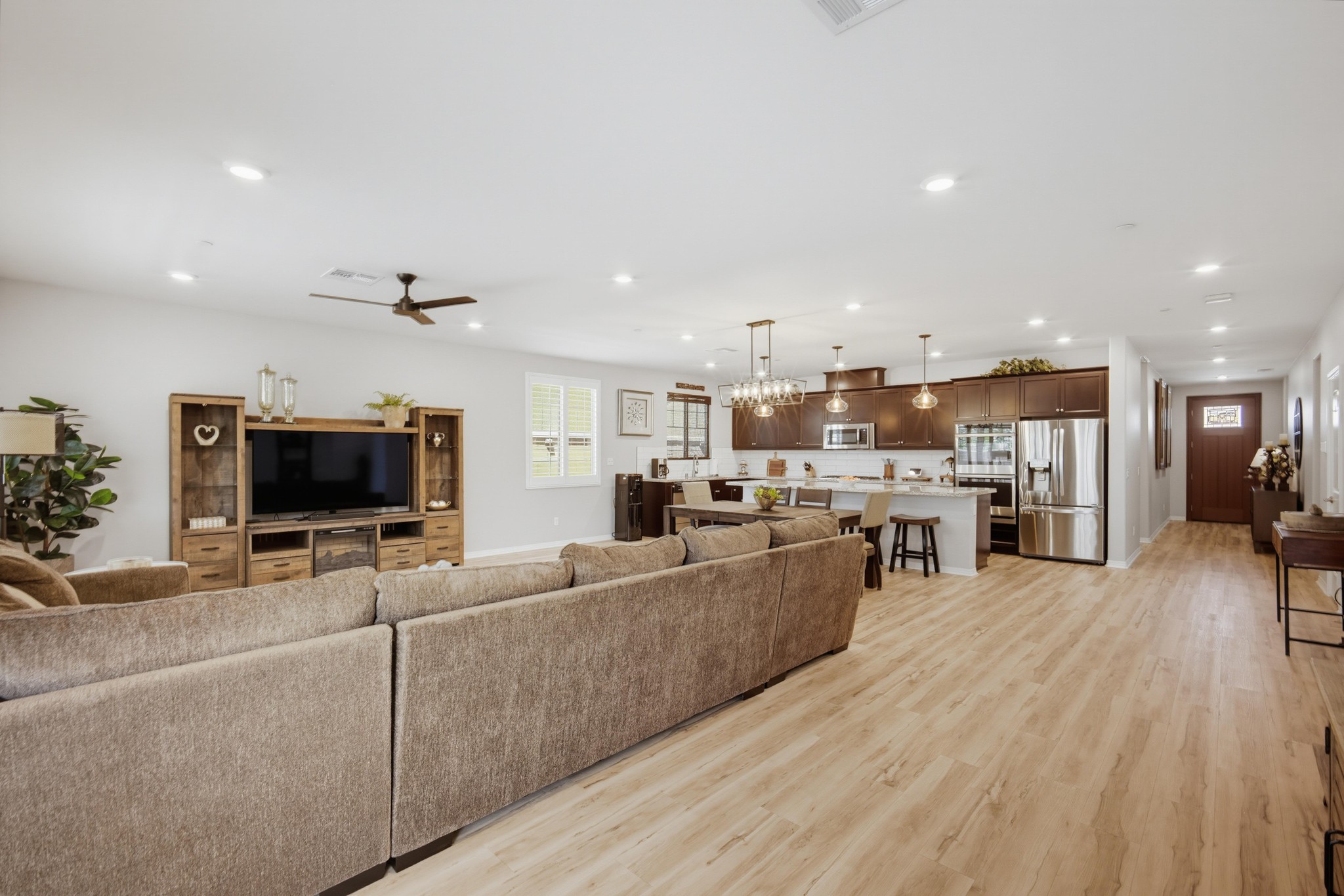 Virtual tour photo 22 of 46 for 5382 Kastania Wy