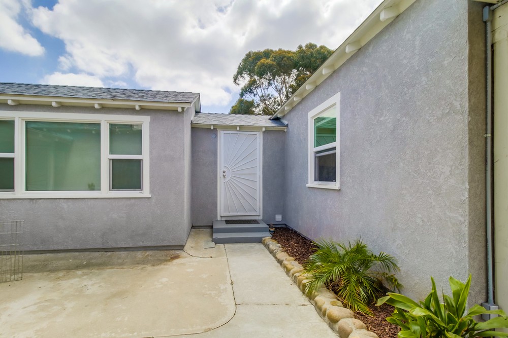 Virtual tour photo 7 of 33 for 5386 Orange Ave