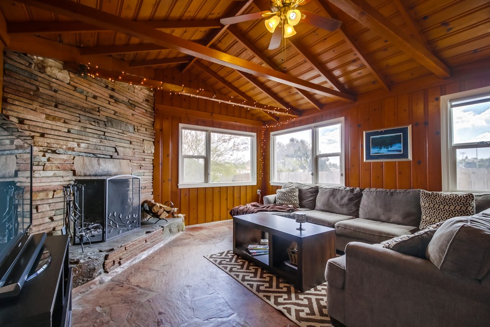 Virtual tour photo 12 of 33 for 5386 Orange Ave