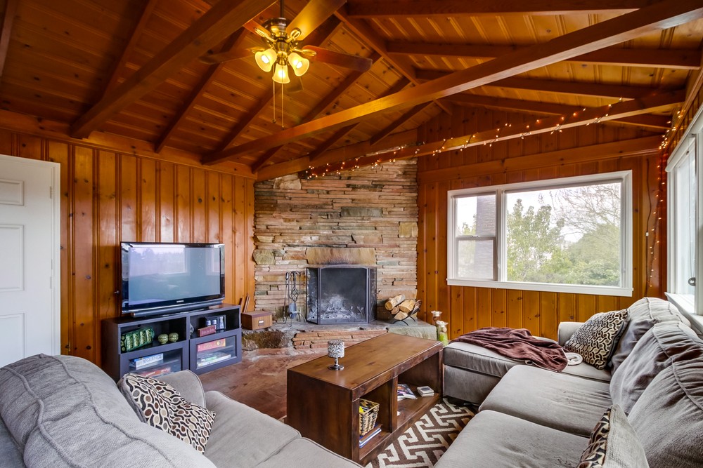 Virtual tour photo 13 of 33 for 5386 Orange Ave