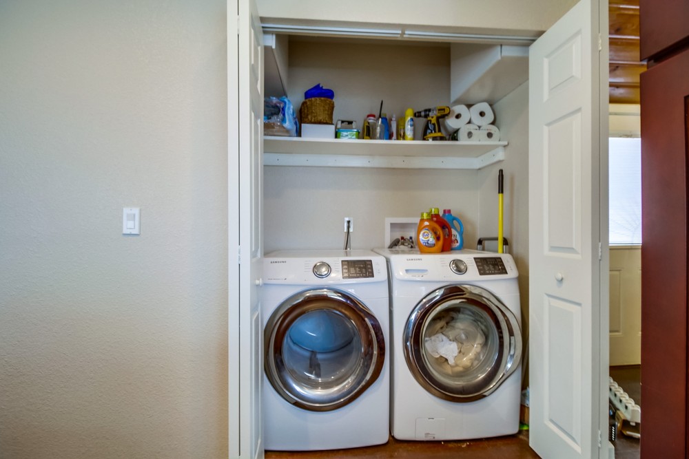 Virtual tour photo 27 of 33 for 5386 Orange Ave