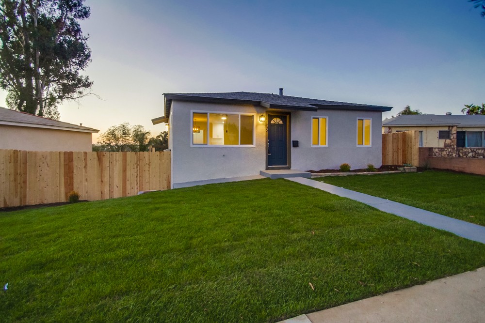Virtual tour photo 3 of 44 for 5392 Roswell St