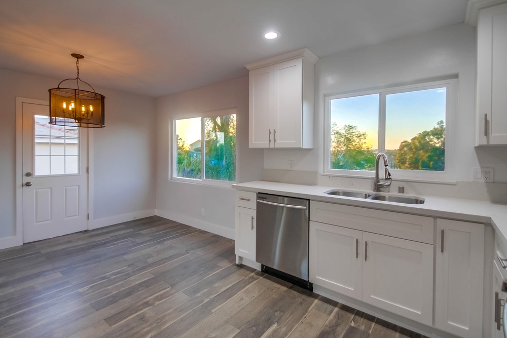 Virtual tour photo 25 of 44 for 5392 Roswell St