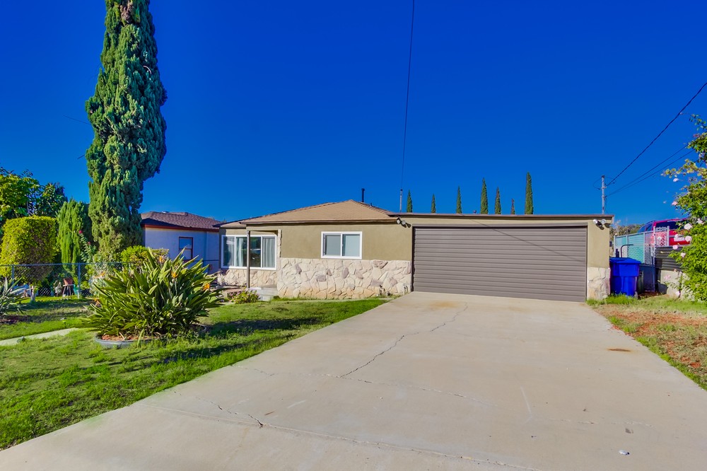 Virtual tour photo 4 of 40 for 5396 Lenox Drive