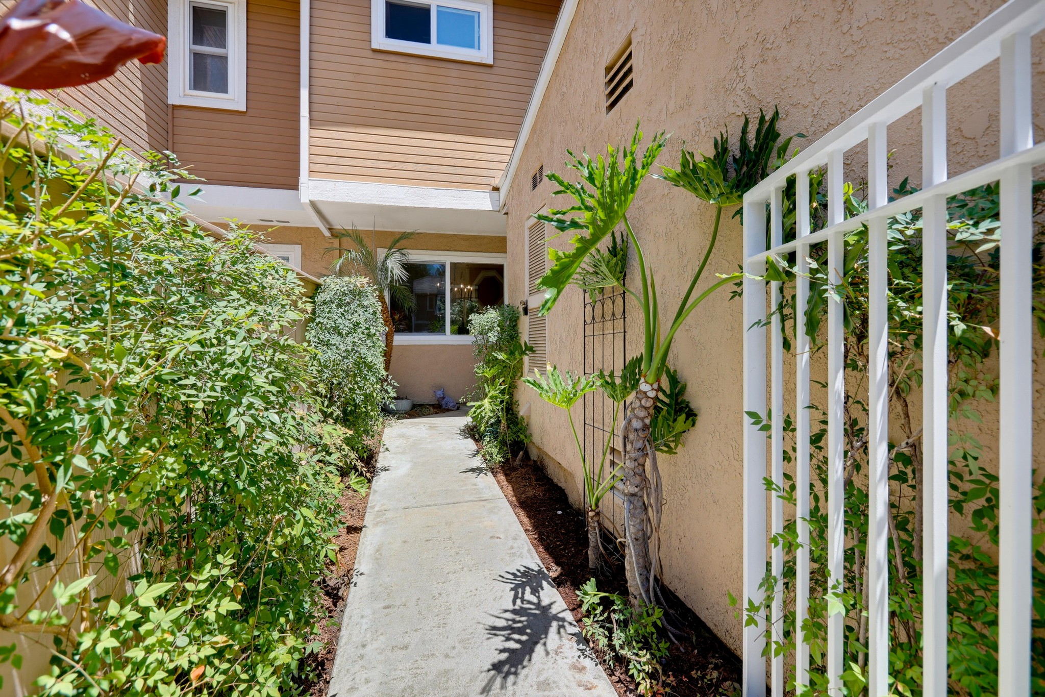 Virtual tour photo 4 of 59 for 54 Sandalwood