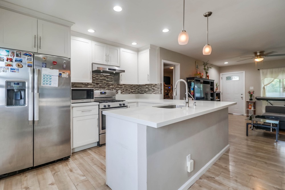 Virtual tour photo 15 of 40 for 5406 Grape St