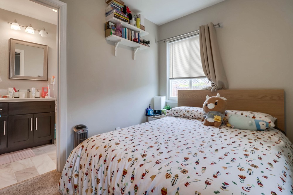 Virtual tour photo 19 of 40 for 5406 Grape St