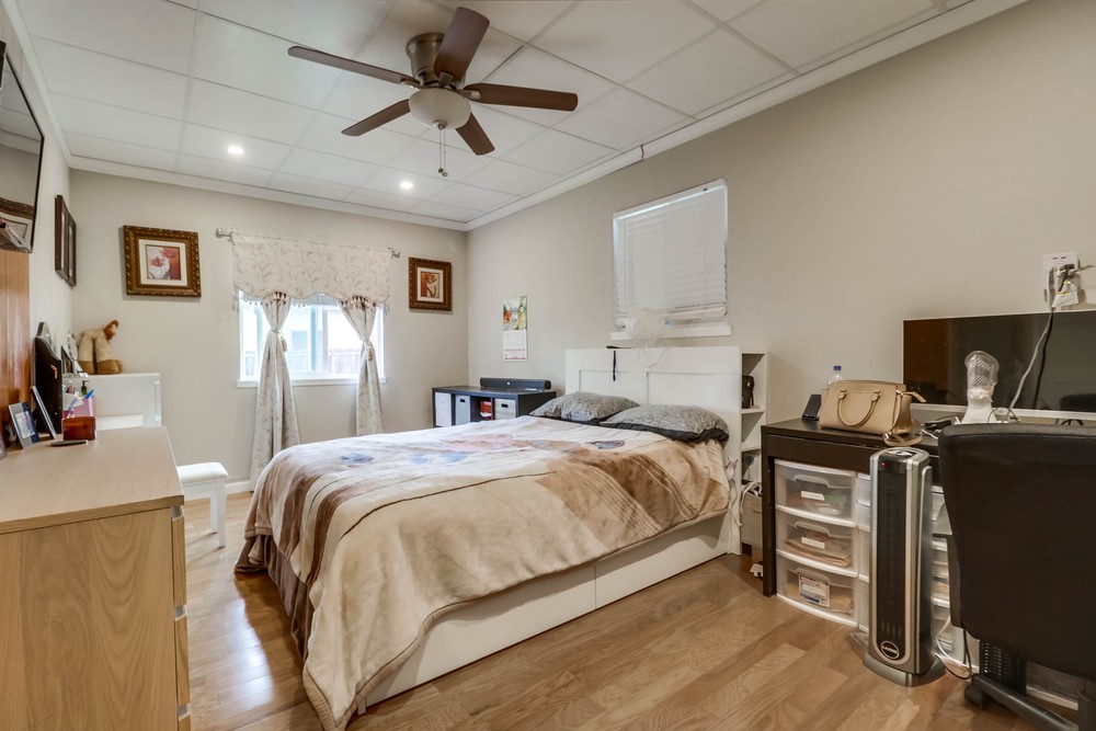 Virtual tour photo 25 of 40 for 5406 Grape St