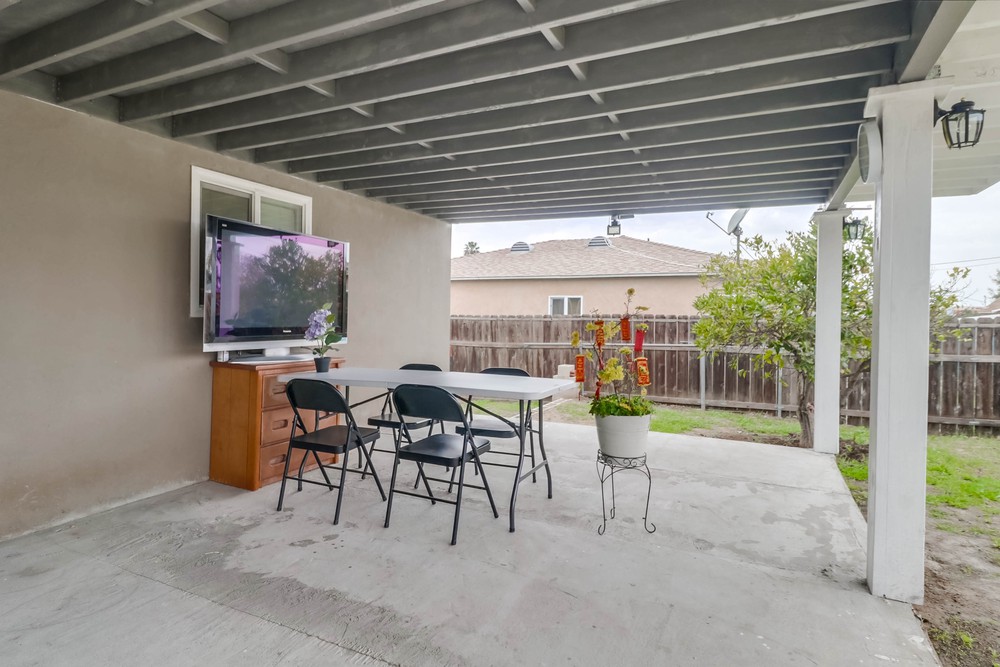 Virtual tour photo 31 of 40 for 5406 Grape St