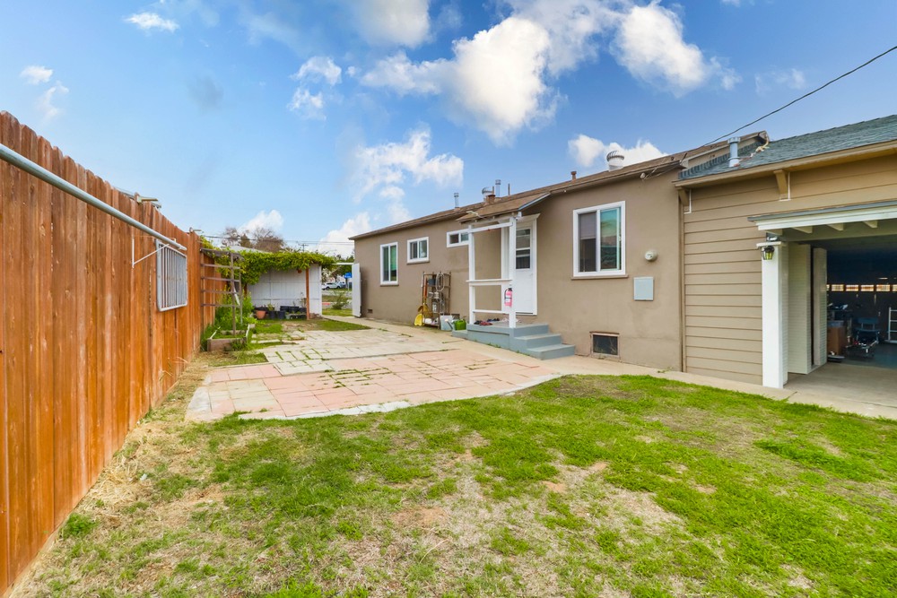 Virtual tour photo 37 of 40 for 5406 Grape St