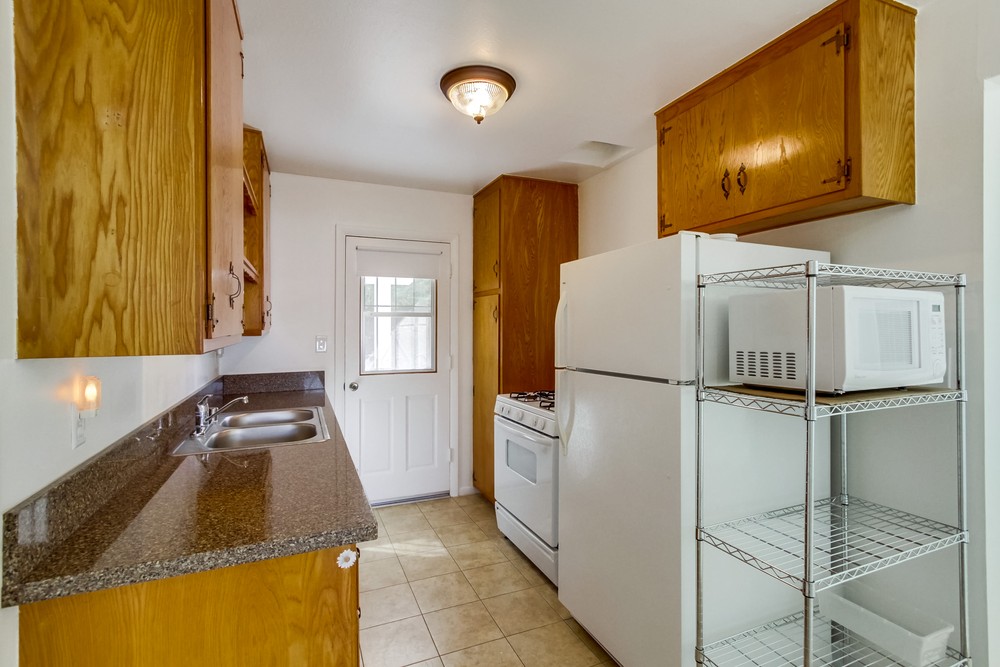 Virtual tour photo 11 of 33 for 5411 Cole St