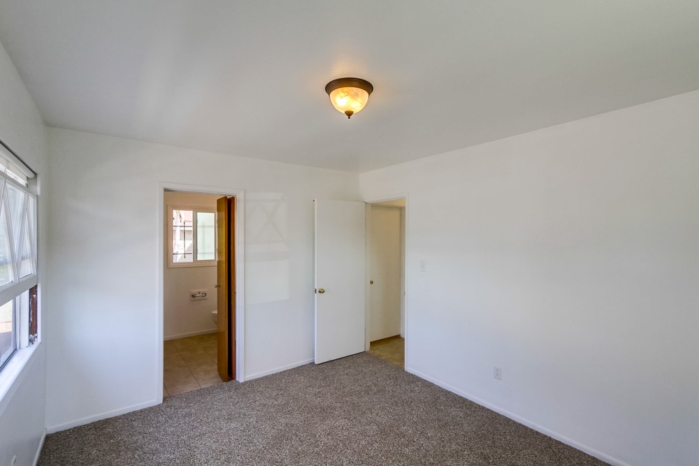 Virtual tour photo 15 of 33 for 5411 Cole St