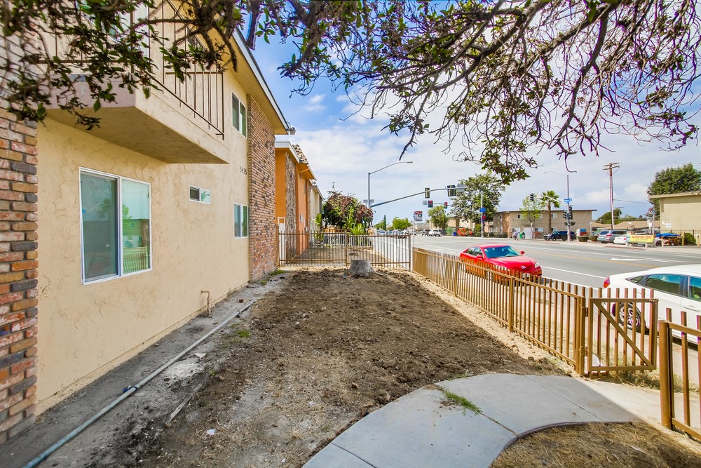 Virtual tour photo 7 of 55 for 5415 Imperial Ave