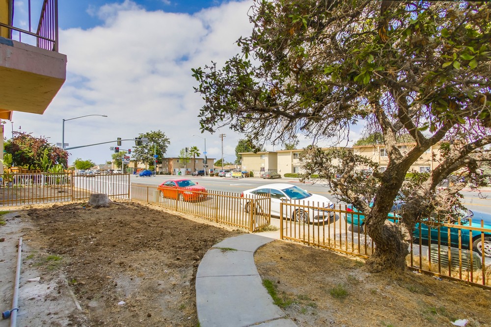 Virtual tour photo 8 of 55 for 5415 Imperial Ave