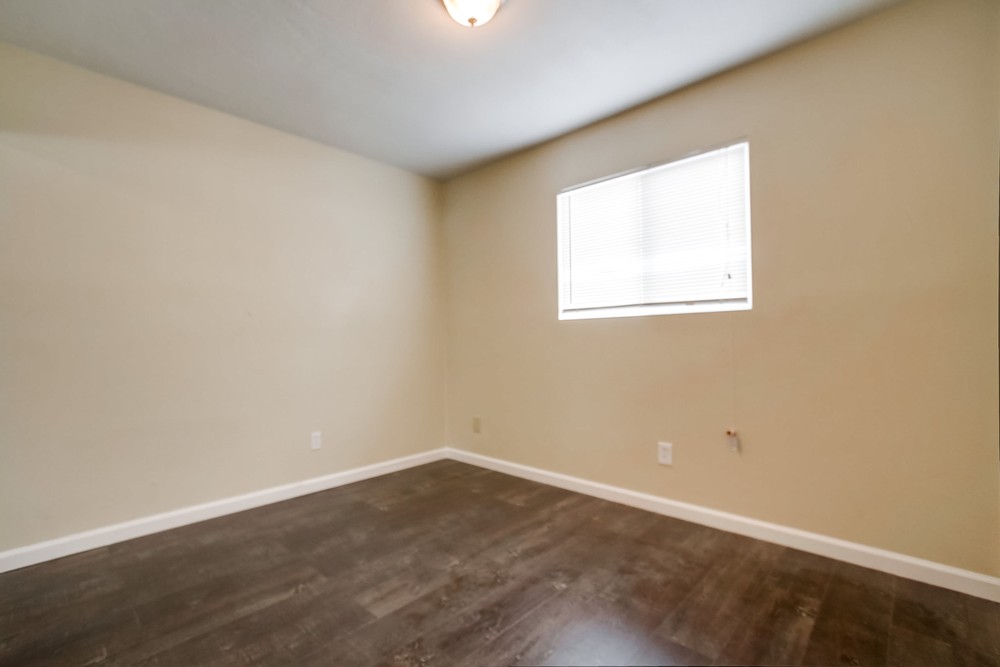 Virtual tour photo 13 of 55 for 5415 Imperial Ave