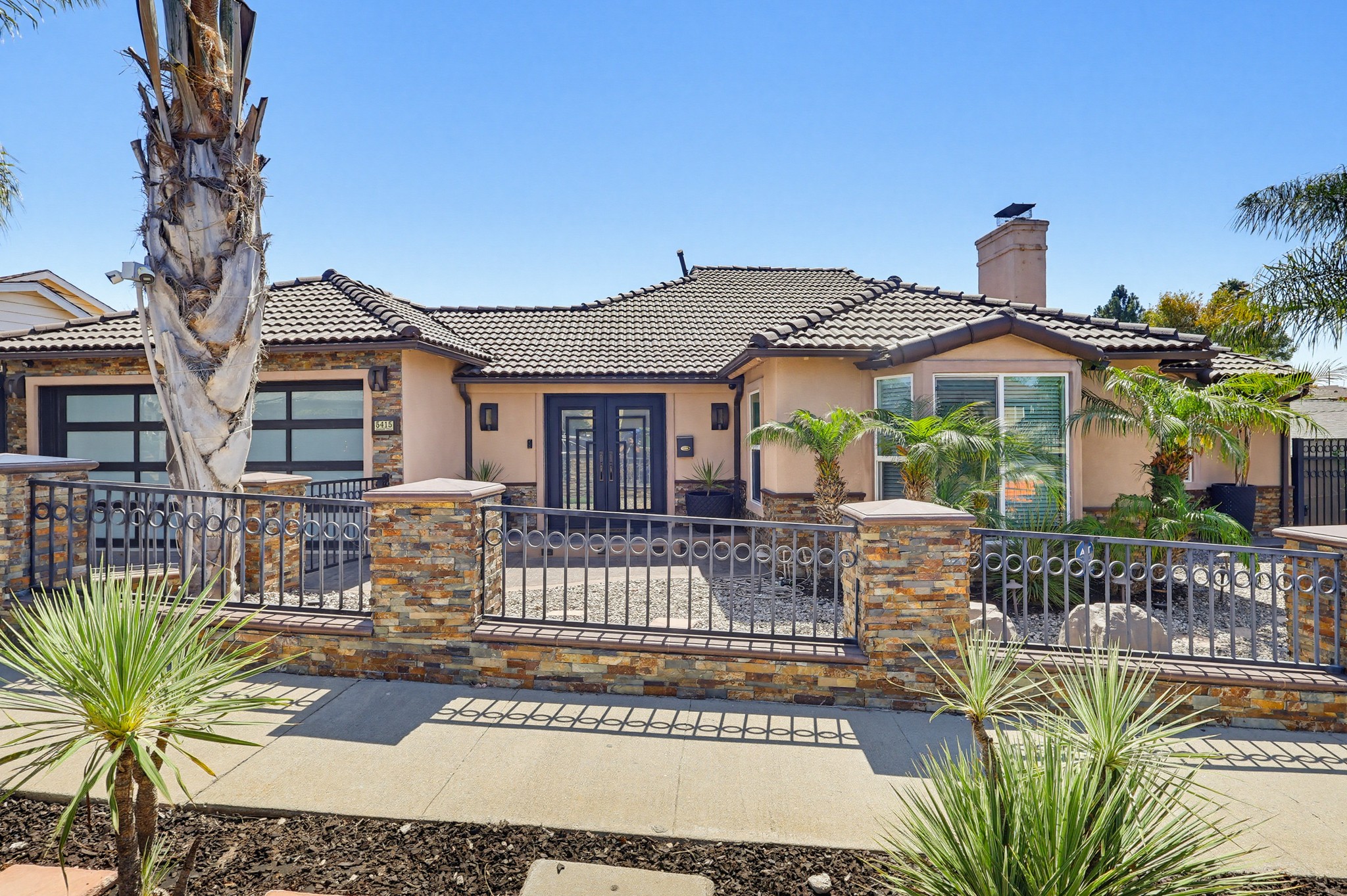 Virtual tour photo 4 of 116 for 5415 Onacrest Dr