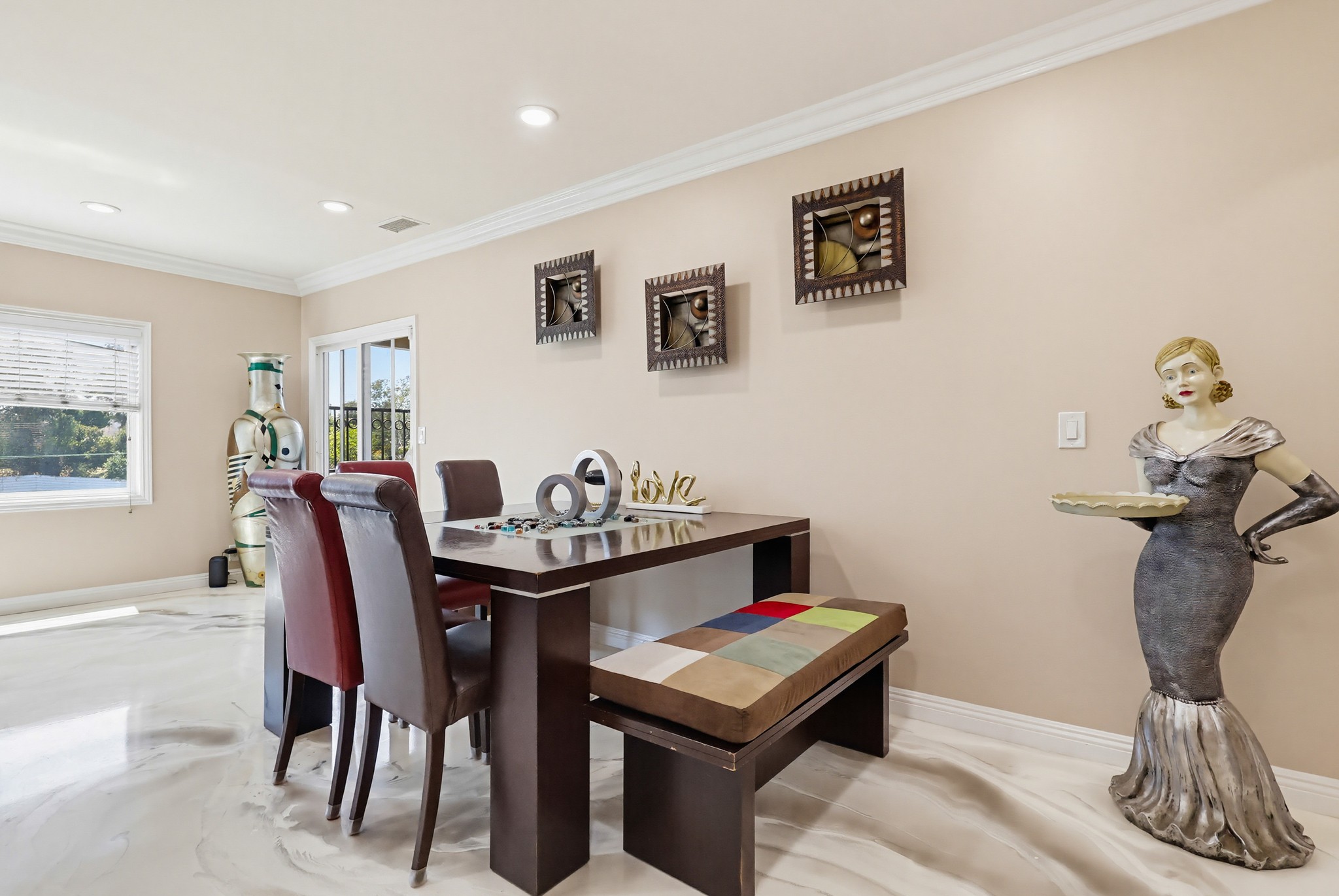 Virtual tour photo 23 of 116 for 5415 Onacrest Dr
