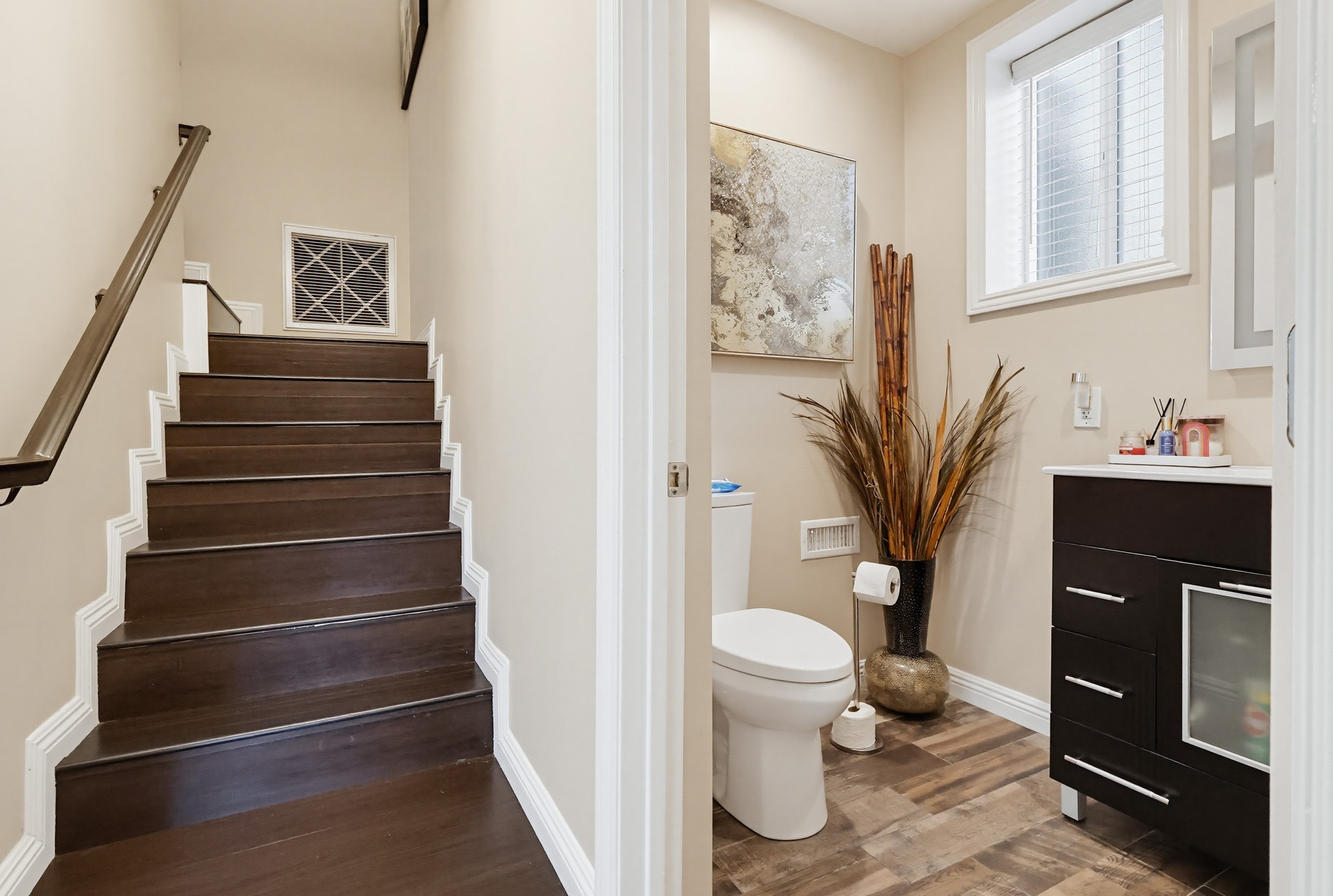 Virtual tour photo 51 of 116 for 5415 Onacrest Dr