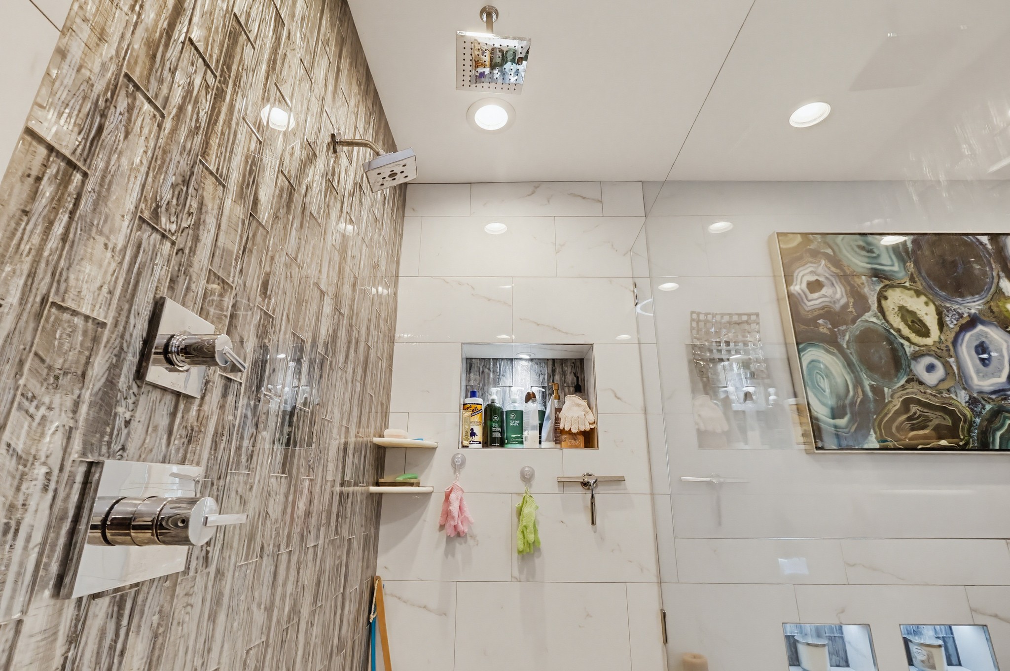 Virtual tour photo 78 of 116 for 5415 Onacrest Dr