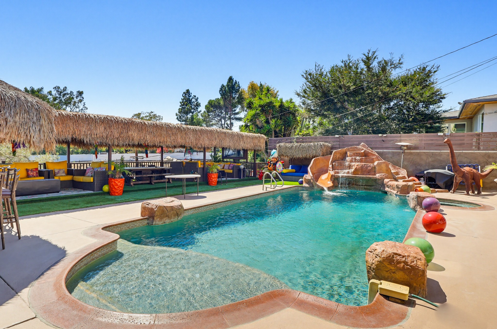 Virtual tour photo 87 of 116 for 5415 Onacrest Dr