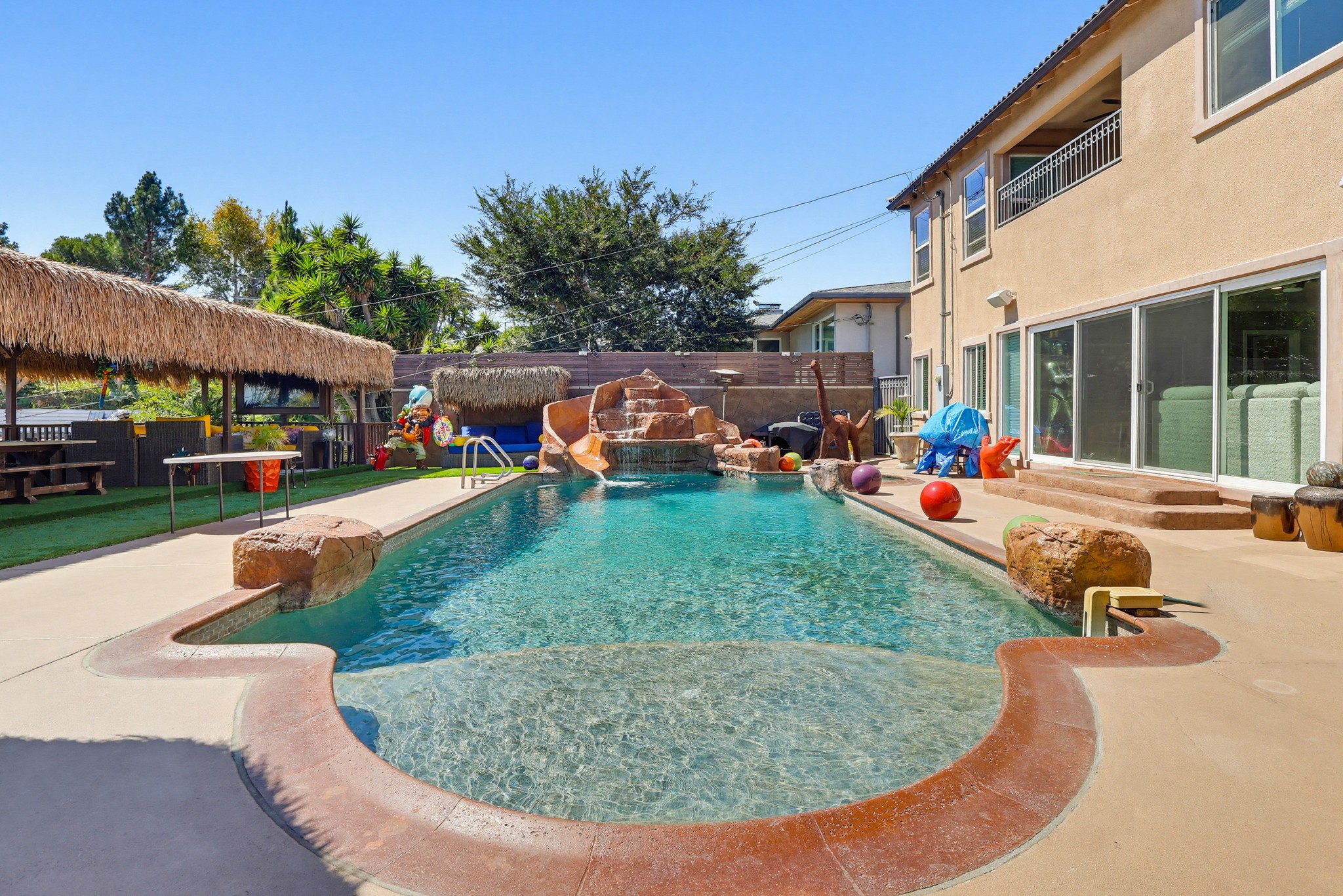 Virtual tour photo 88 of 116 for 5415 Onacrest Dr