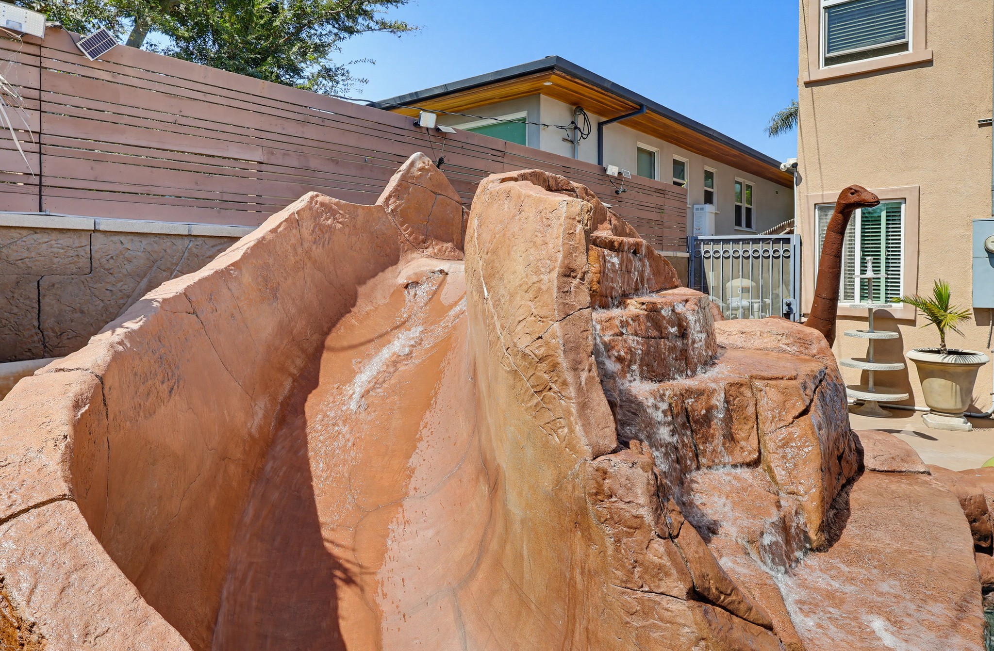 Virtual tour photo 94 of 116 for 5415 Onacrest Dr