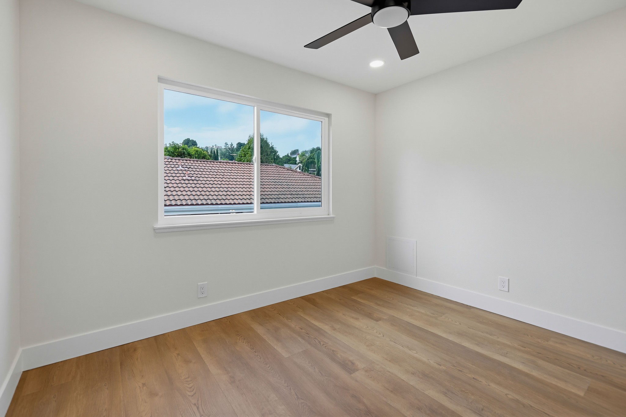 Virtual tour photo 61 of 84 for 5416 E Willowick Cir