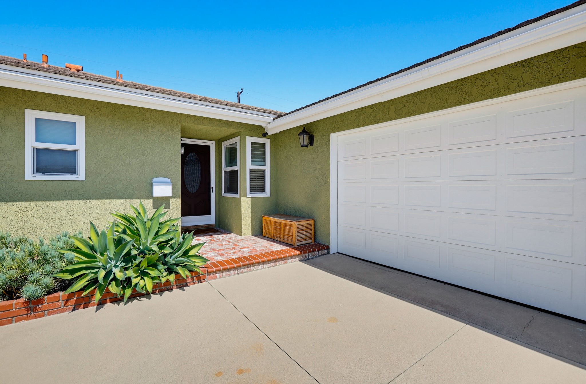Virtual tour photo 5 of 59 for 5421 Park Ave