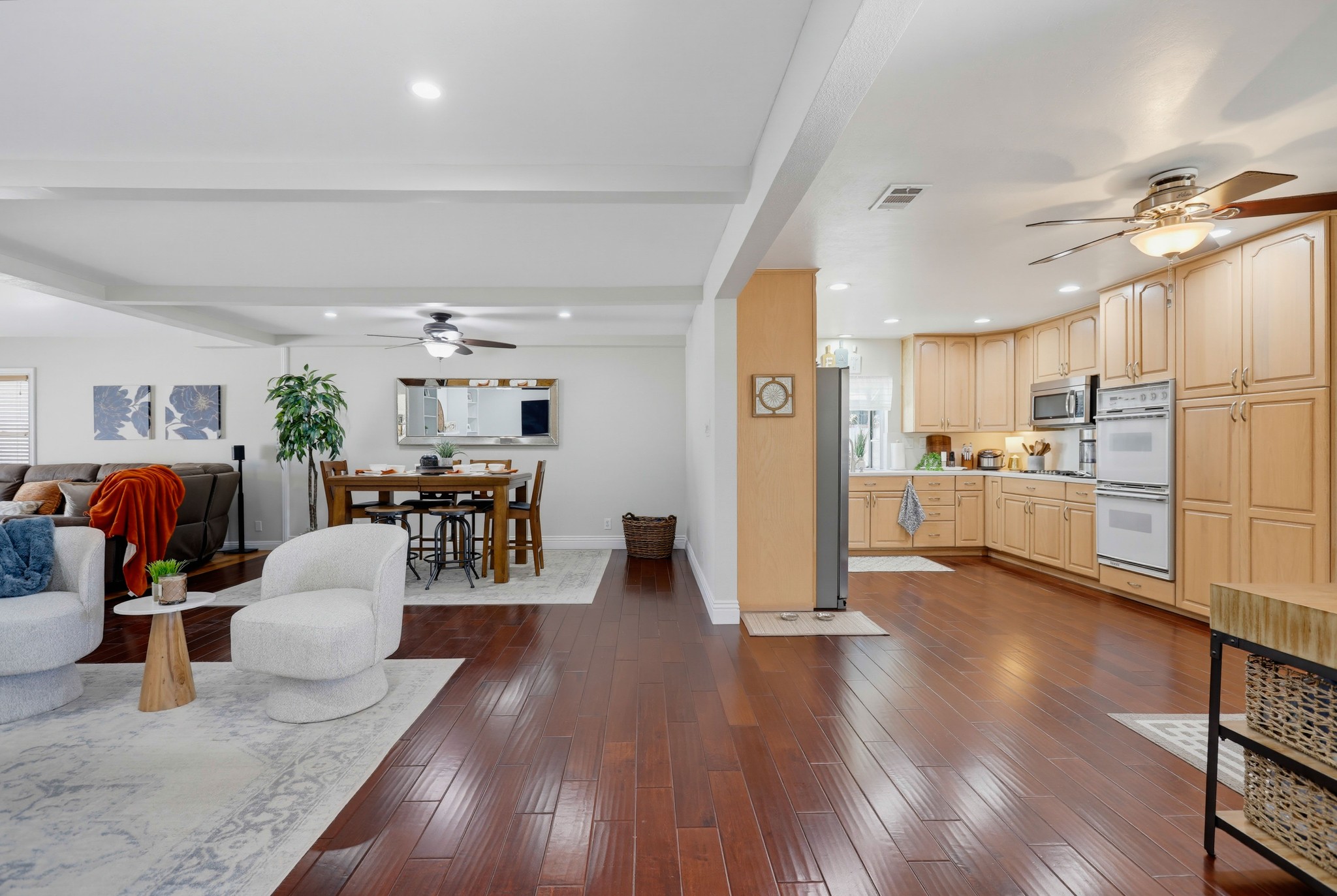 Virtual tour photo 13 of 59 for 5421 Park Ave
