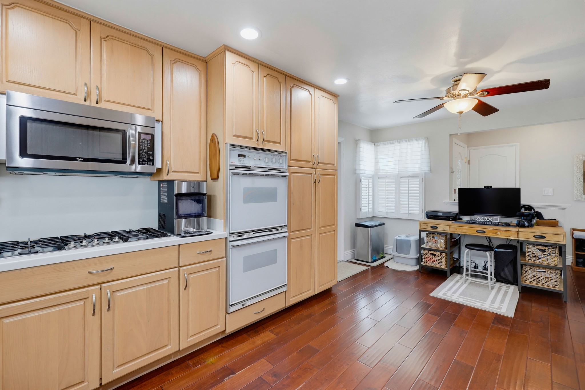 Virtual tour photo 34 of 59 for 5421 Park Ave