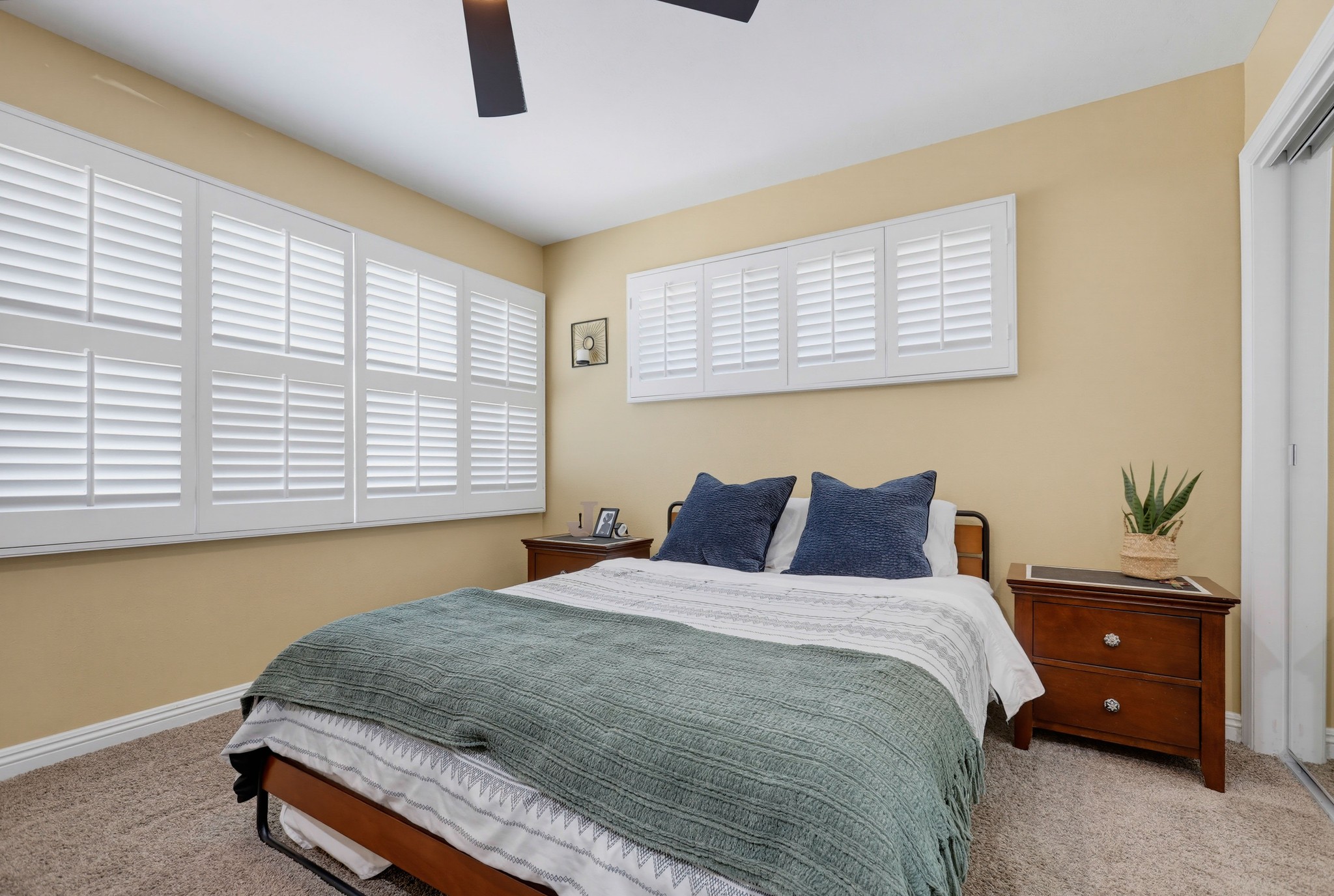 Virtual tour photo 37 of 59 for 5421 Park Ave