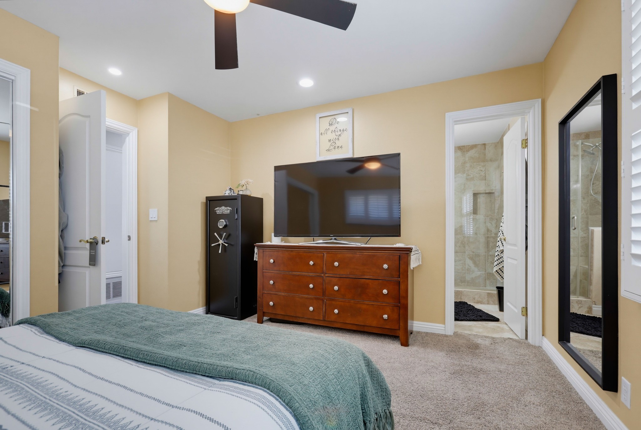 Virtual tour photo 39 of 59 for 5421 Park Ave