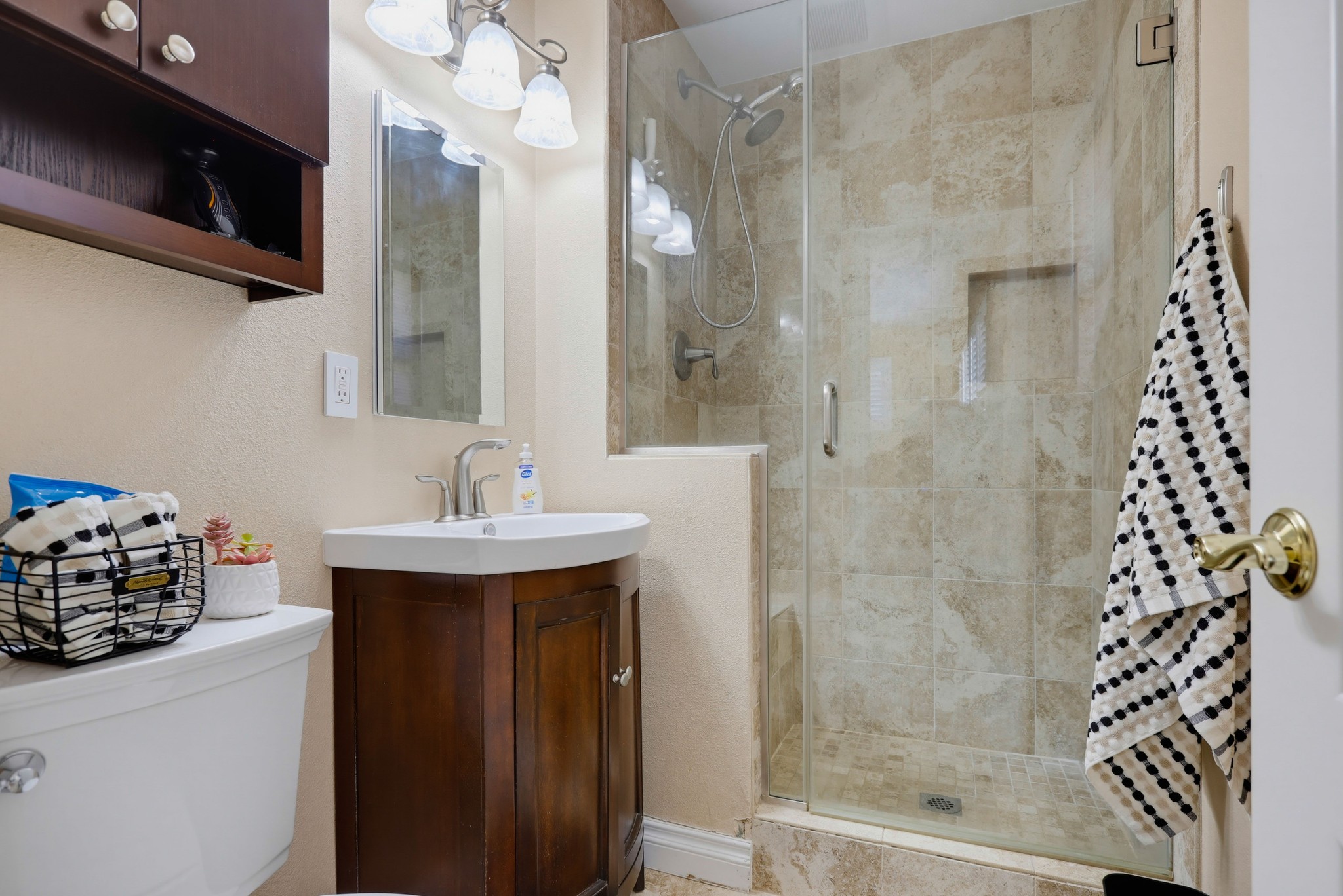 Virtual tour photo 41 of 59 for 5421 Park Ave