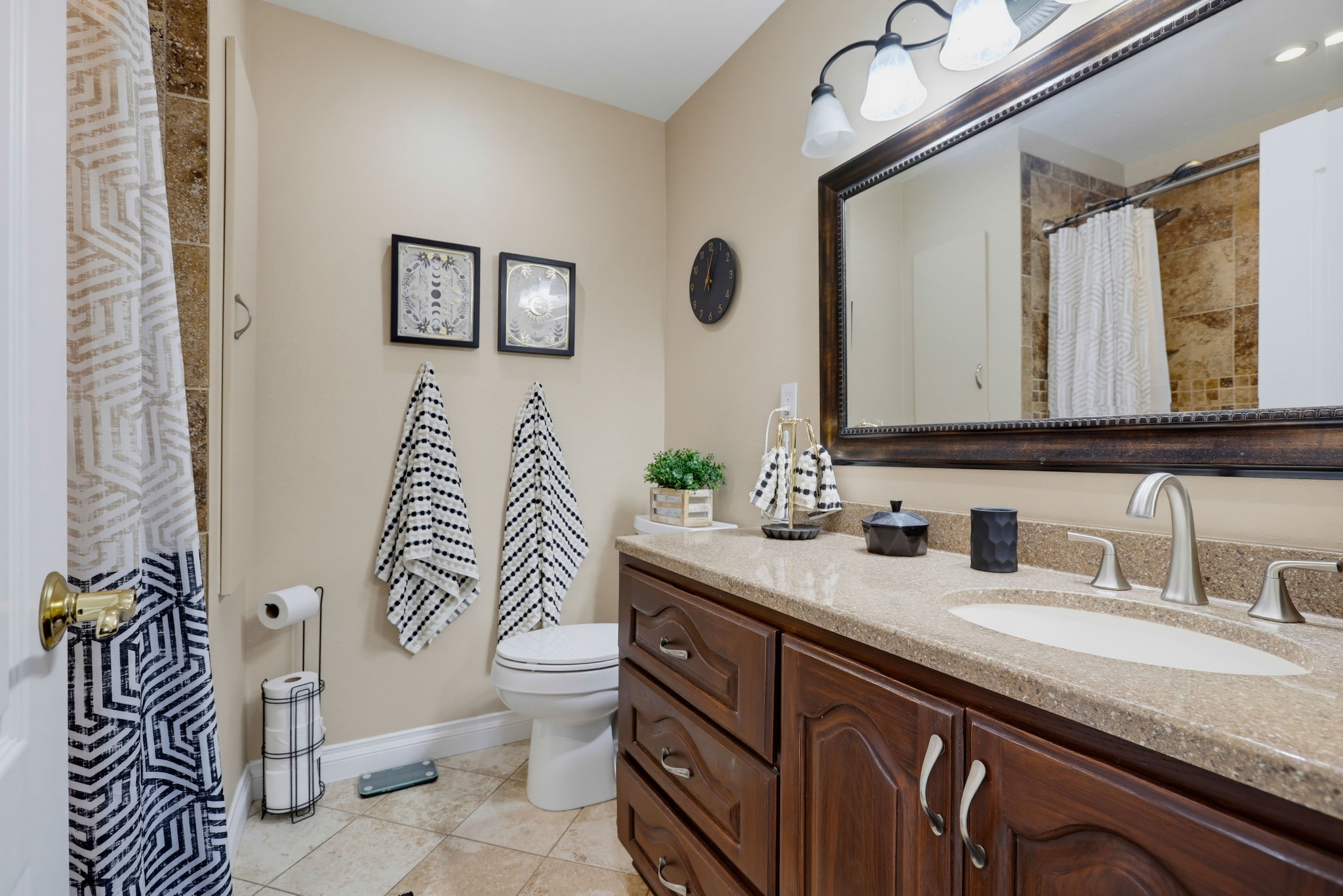 Virtual tour photo 48 of 59 for 5421 Park Ave